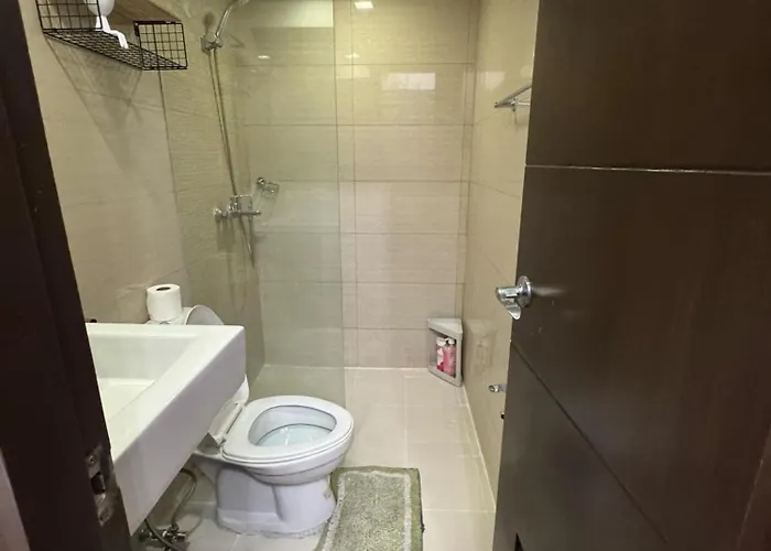 Apartment Industrial Chic In Mckinley Hill Walk To Venice Mall