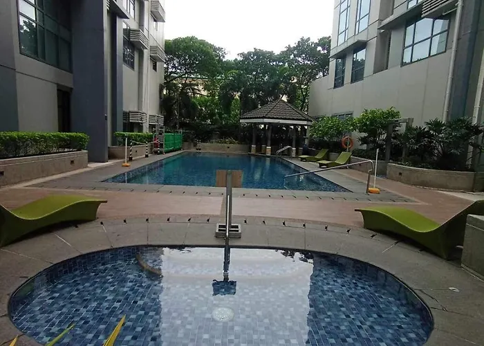 Industrial Chic In Mckinley Hill Walk To Venice Mall Manila